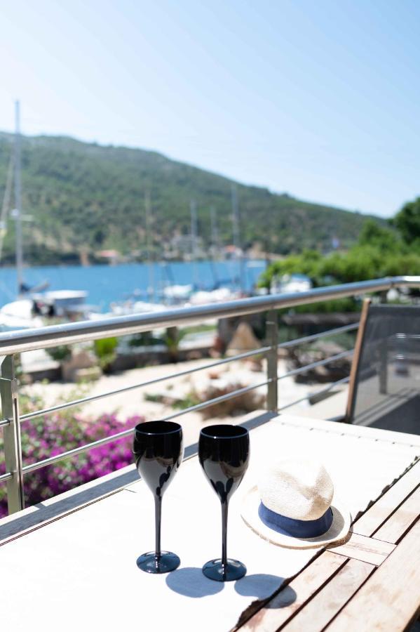 Anassa Porto Koufo Sea Front Suites Extérieur photo
